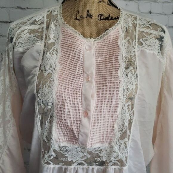 Vintage Pink Lace Nightgown - Picture 2 of 12
